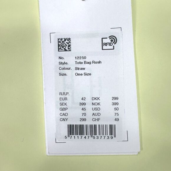 RAINS Sac Tote Bag Rush - 12250 - Straw - 14.17” x 13.78” x 5.12” - Picture 6 of 6